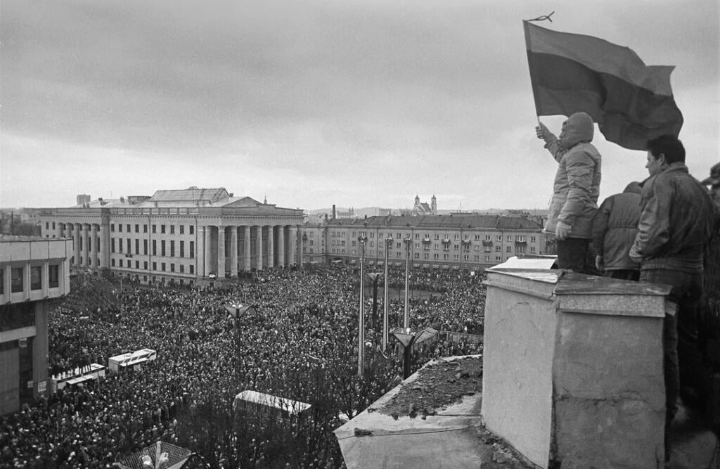 1 月 13 日: 地政学的ポーカーで勝利しました
