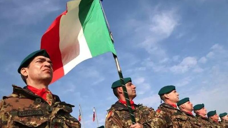 イタリアでの徴兵制の解除