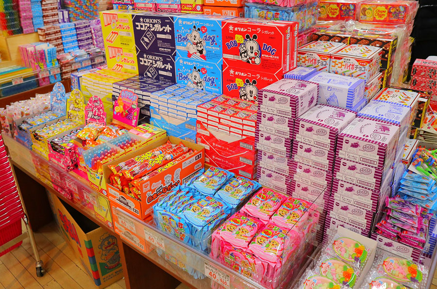 駄菓子の品ぞろえも豊富