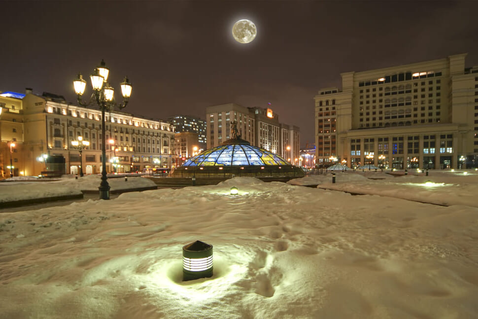 Russia plans a nuclear power plant  on the moon within a decade