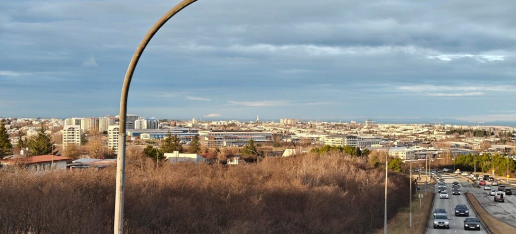 燃え上がる氷河を見る