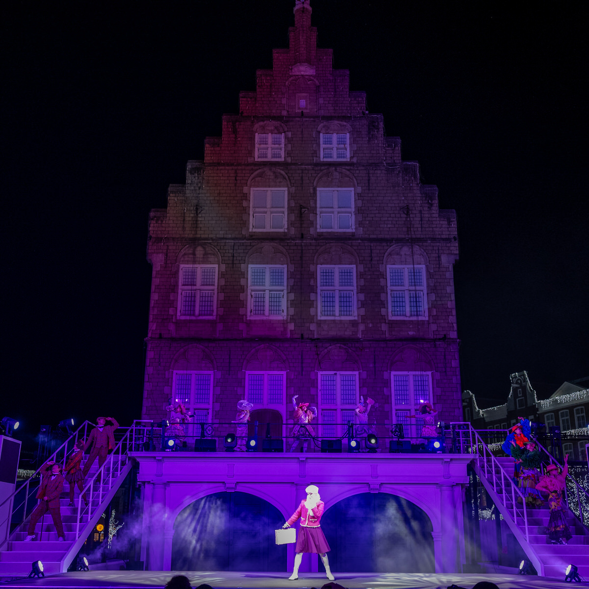 ハウステンボス「A Frosted European Journey」ステージ