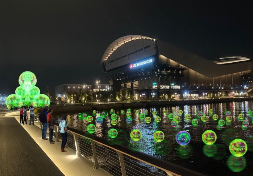 水辺に浮かぶバブル×イルミネーション「神戸バブルミ 2026」兵庫・神戸ウォーターフロントで｜写真1