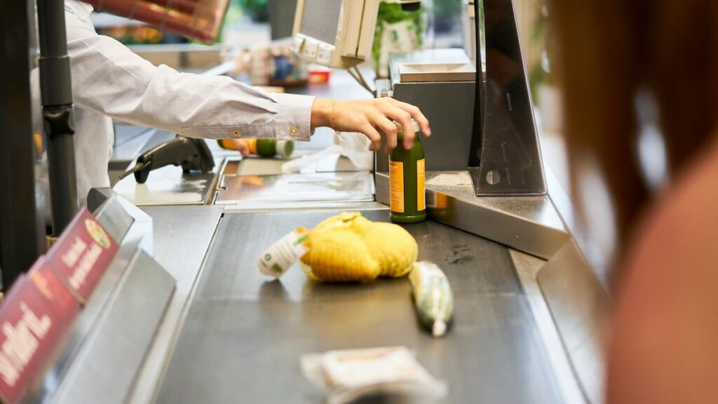 新しい数字が明らかに: 数万人 [32.000] 最も賃金の低いデンマーク人の [under 300.000/år] 食事チェックを怠った