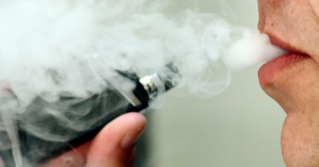 新しい法律により、イングランド中のすべてのパブで電子タバコの使用が禁止される可能性がある