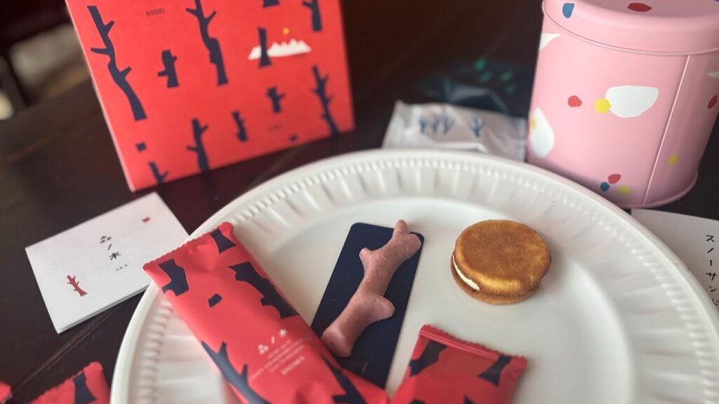 北海道発・冬季限定「SNOWS」行列人気スイーツ大丸梅田店に期間限定オープン！バレンタイン限定缶も！（磯貝由起） - エキスパート - Yahoo!ニュース