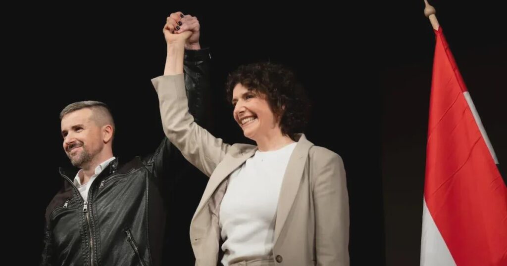 ペテル・ジャカブ: 協力を申し出たら、ペテル・マジャールから笑いの絵文字を受け取りました。