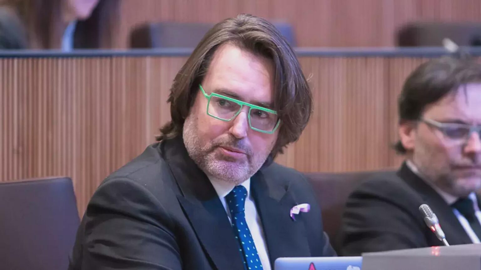 「私は何かを統治することを望んでいません。私の時計が私の政治的評判を評価するなら、私は気にしません。」