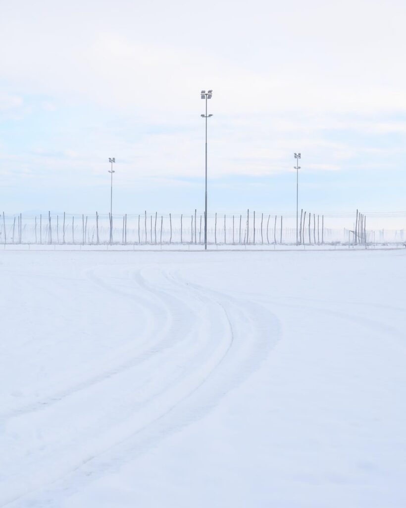 サヴィニャ渓谷の冬のミニマリズム