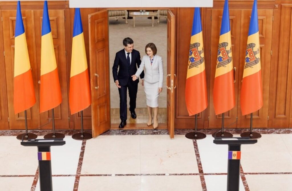 ブカレスト大統領顧問：ルーマニア、モルドバ共和国が組合を「選択肢」とみなすなら、組合の「シナリオについて真剣に議論する用意がある」