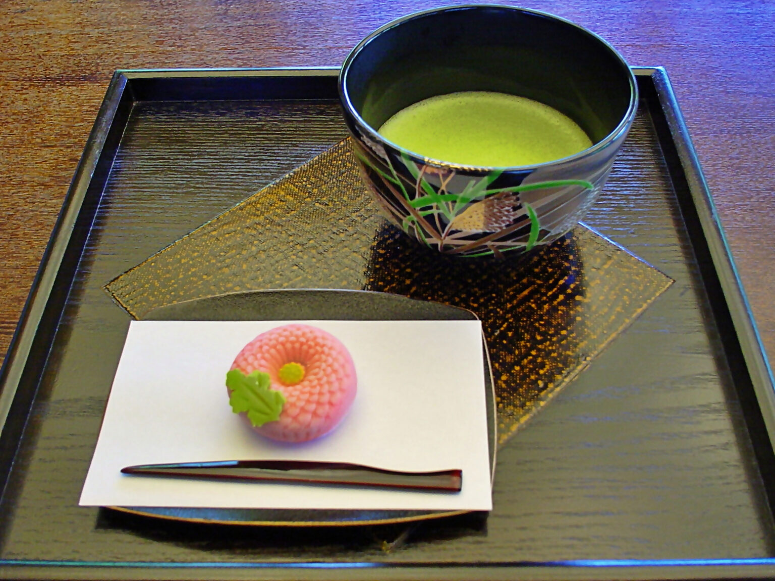 お茶のまち・静岡市でお茶の魅力に出会う – SWITCH ONLINE