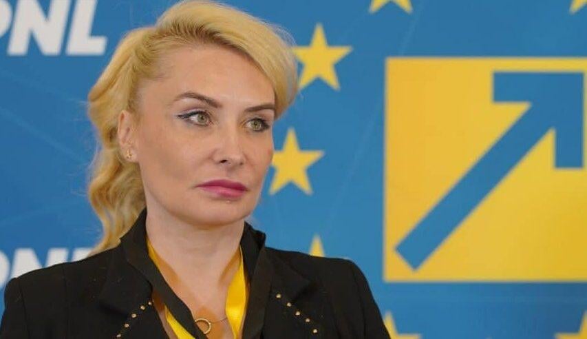 情報源 弁護士のアドリアナ・ジョルジェスクさん、6万ユーロ受け取った際に現行犯逮捕され、大学病院に入院／留置室に転落するところだった