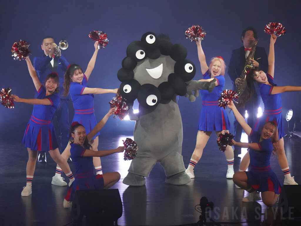 【動画】大阪で「ミャクミャク感謝祭」　黒ミャクミャク初登場、アバンギャルディがダンス披露 – OSAKA STYLE