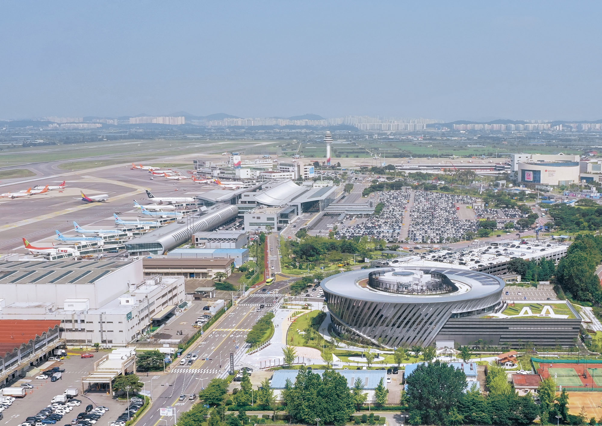 〈韓国国立航空博物館(National Aviation Museum of Korea)〉HAEAHN Architecture