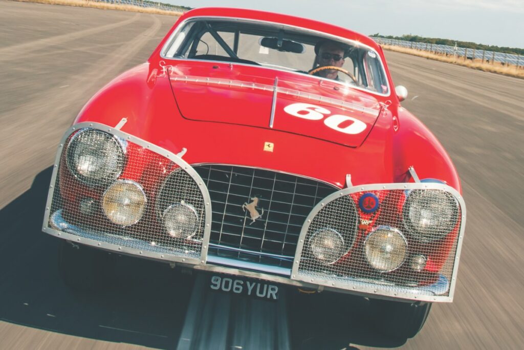 フェラーリ250 ヨーロッパGT(1) 羨望ブランドへの立役者 量産仕様で挑んだ5000kmレース | AUTOCAR JAPAN フェラーリ250 ヨーロッパ GT(1954〜1955年/欧州仕様)