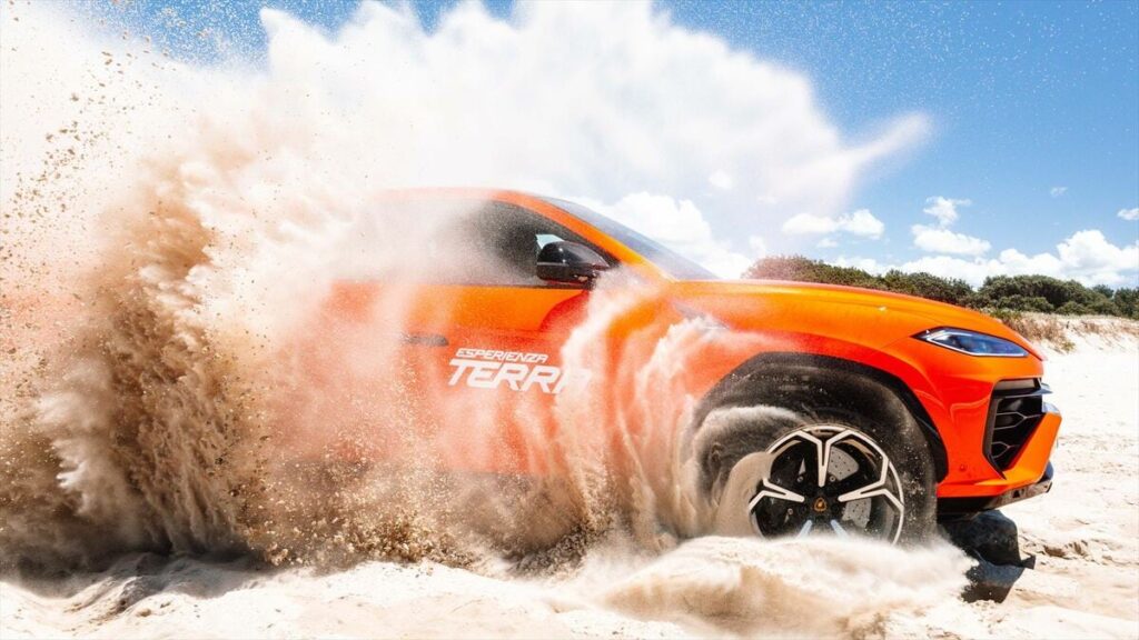 ｢ランボルギーニ｣の超体験型マーケティング｢エスペリエンツァ･テッラ｣にオーストラリアで参加！ウルスSEを体感 | 高級車 | 東洋経済オンライン