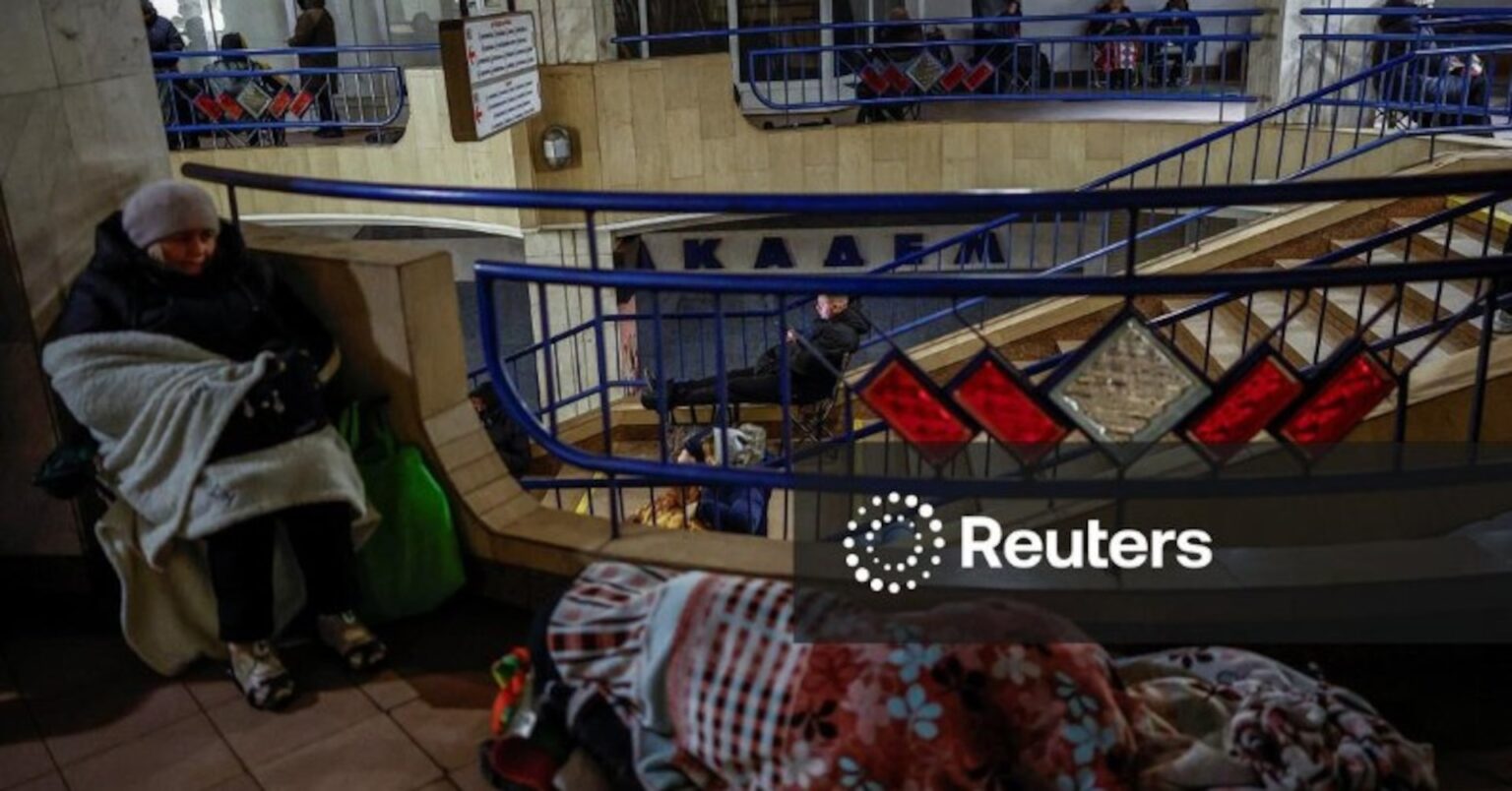 ウクライナ首都にロシア軍攻撃、アパートなど被害　ハルキウでも空爆 | ロイター