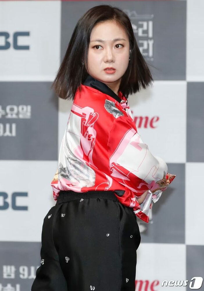 「登記に私と母だけでは危険」…「渦中」の韓国コメディアン、社内理事登記を“自ら指示”か　写真枚　国際ニュース：AFPBB News