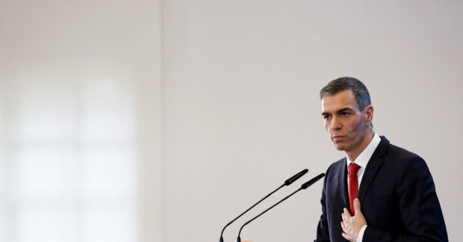 スペイン、16歳未満のソーシャルメディア利用禁止へ | ロイター スペイン、16歳未満のソーシャルメディア利用禁止へ | ロイター