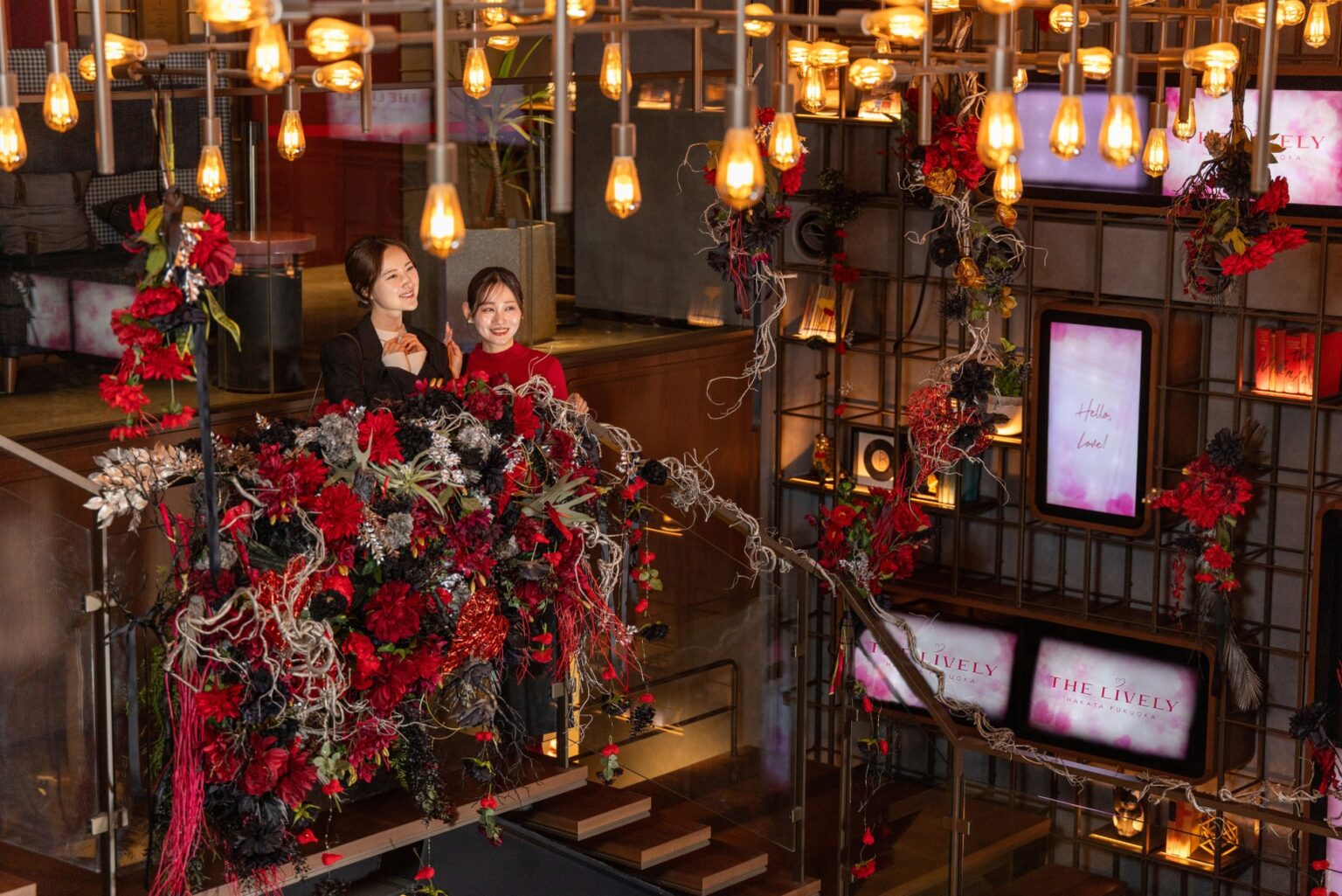 ライフスタイルホテル「THE LIVELY 福岡博多」に、宿泊者以外も楽しめるフラワーアートが登場！期間限定のカフェバーメニューも味わえるバレンタイン企画“ME TIME VALENTINE”を開催