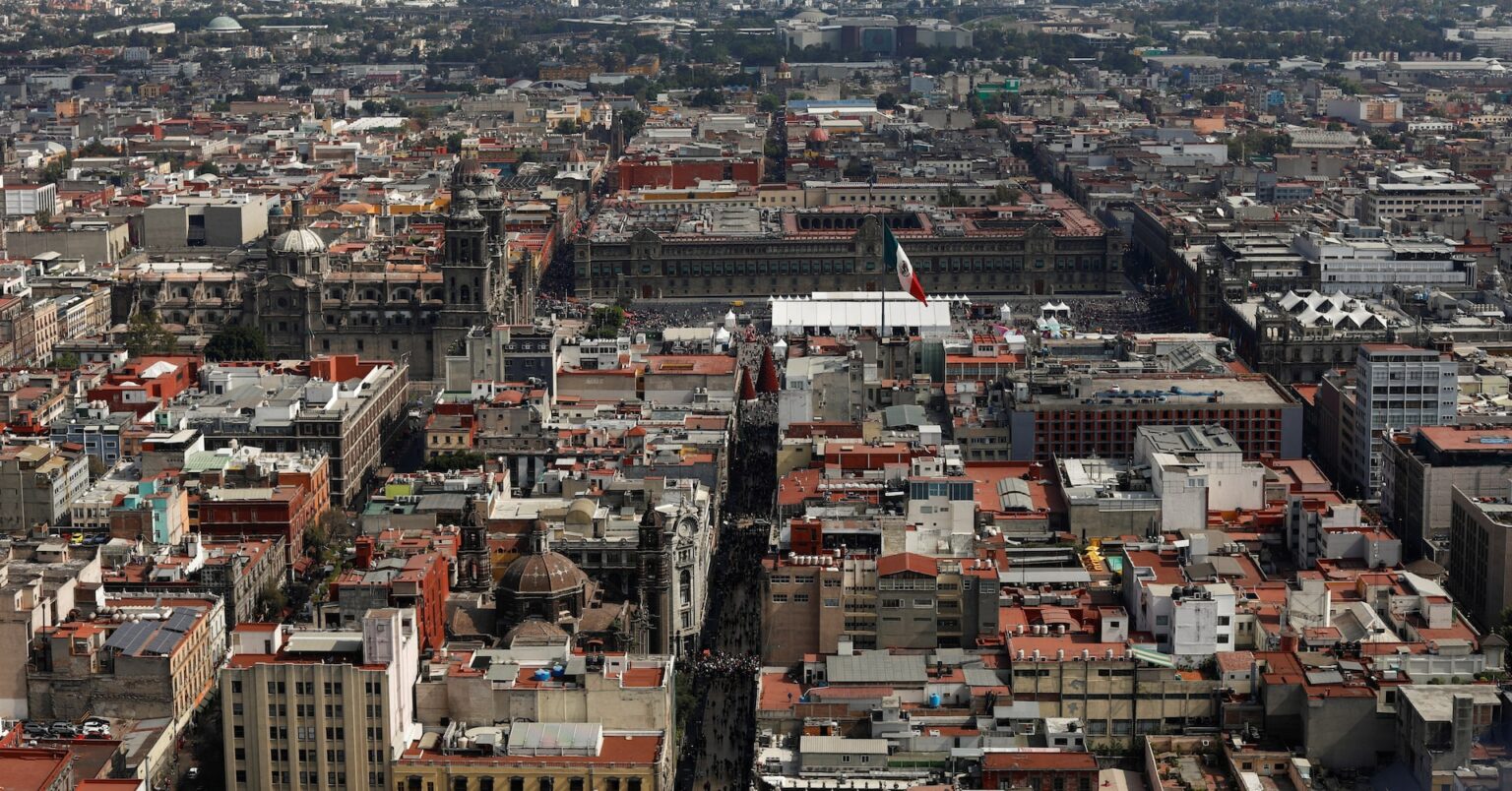 メキシコ、官民連携で3000億ドル超のインフラ投資　成長加速期待 | ロイター