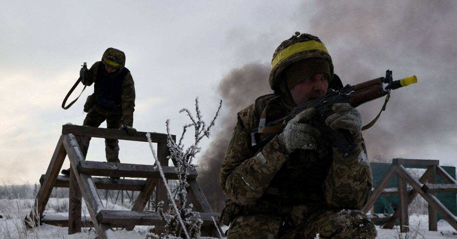 ウクライナ兵5.5万人戦死、ロシアとの戦闘で＝ゼレンスキー氏 | ロイター