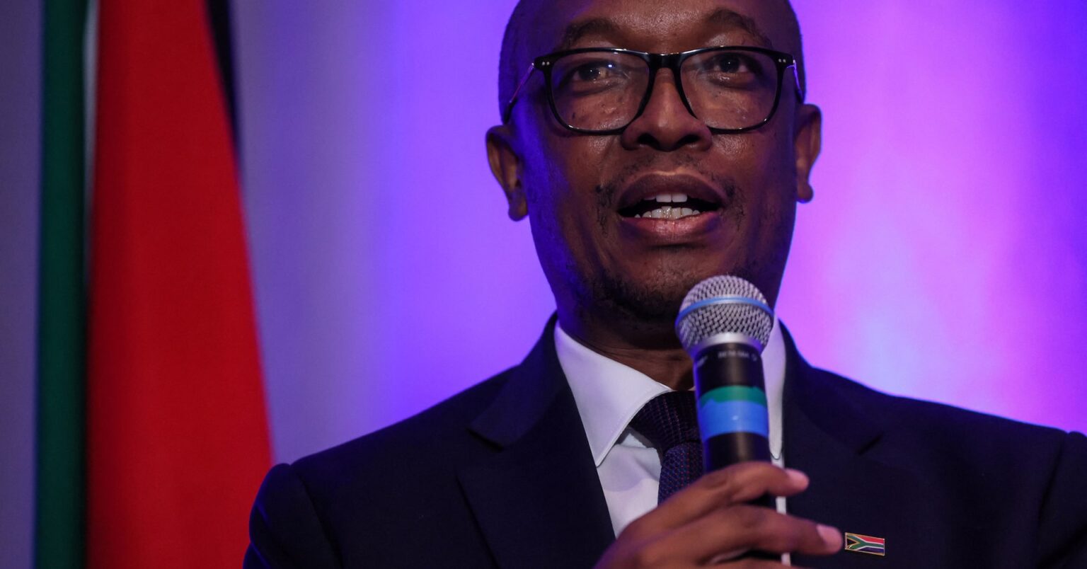 南ア、中国への無関税アクセスへ前進 経済連携枠組み協定に署名 | ロイター 南ア、中国への無関税アクセスへ前進 経済連携枠組み協定に署名 | ロイター