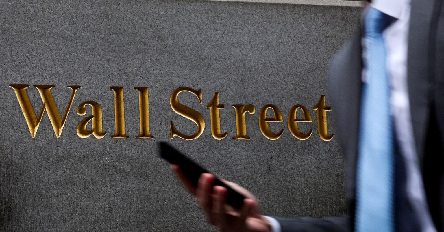 ハイテク株への警戒続く、重要指標も注視＝今週の米株式市場 | ロイター