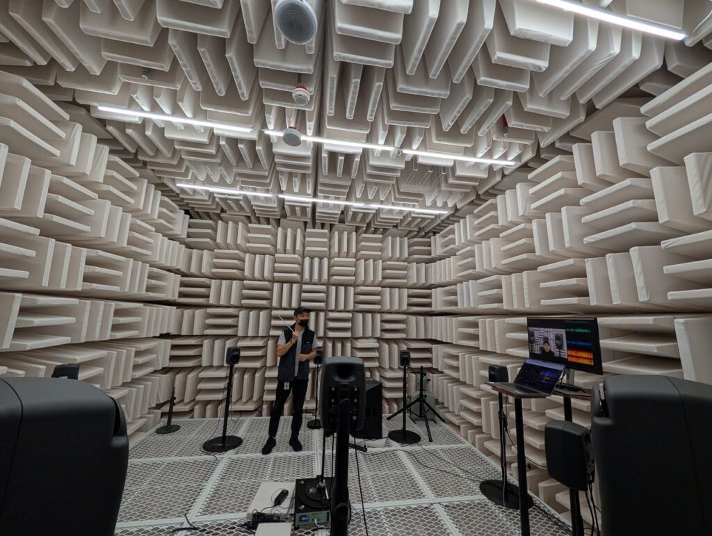 Google台湾拠点を取材、「Pixel 10」開発の裏側と“Android版AirDrop”への本気度 - ケータイ Watch