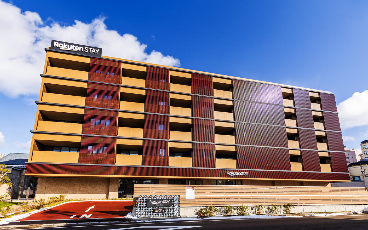 関西の奥座敷・福井あわら温泉のRakuten STAYに泊まってきた。グループで浸かれる自家源泉の大浴場、ずわい蟹の夕食で至福の旅 - トラベル Watch