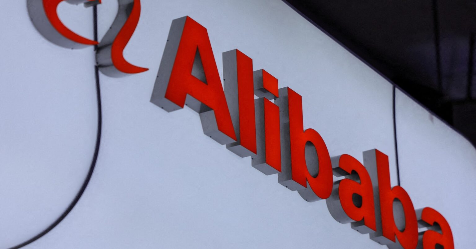 米政権がアリババや百度を中国軍支援企業リストに追加、その後撤回 | ロイター