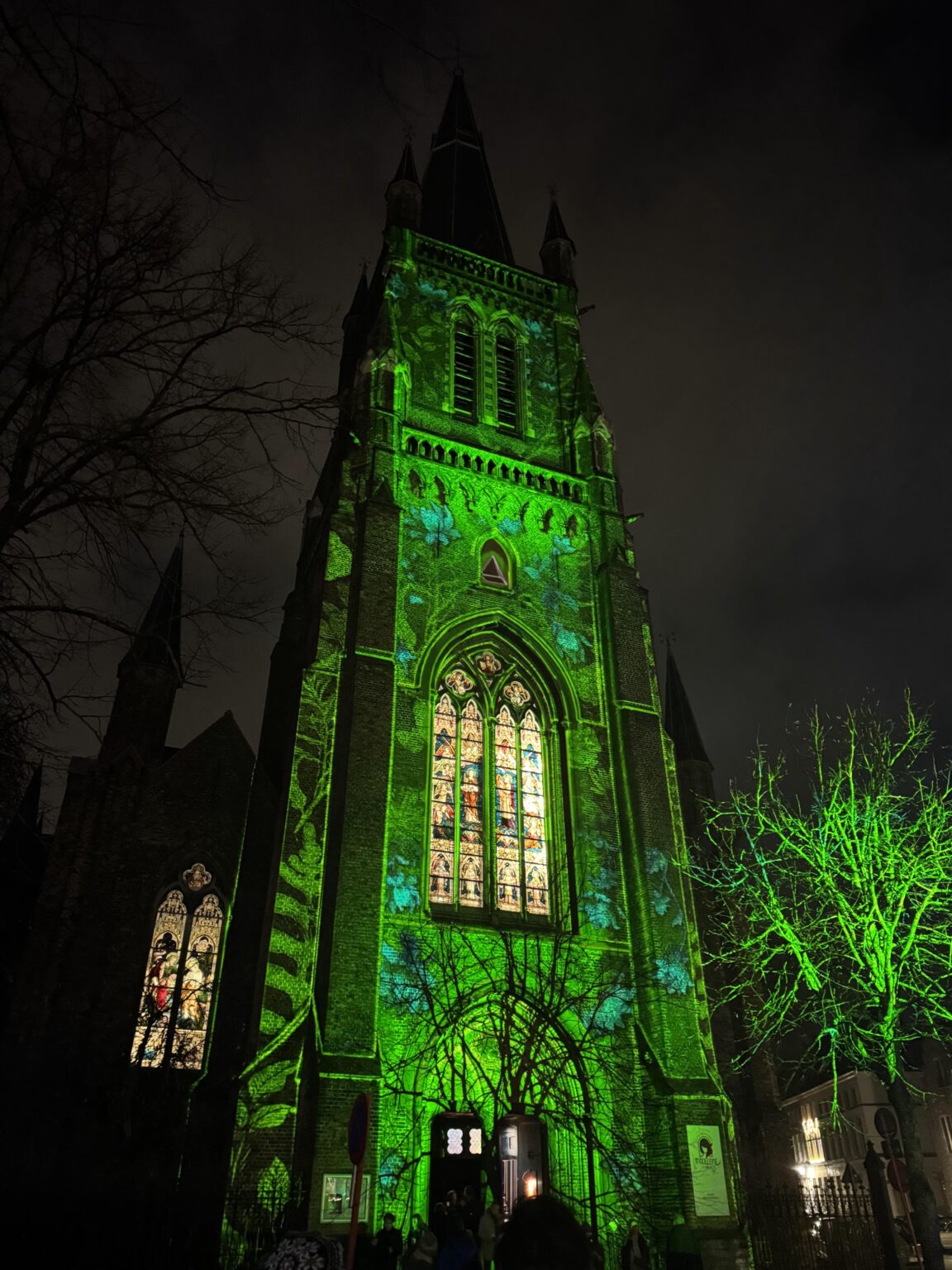 聖マグダラ教会 - ブルージュ [OC][4284x5712]