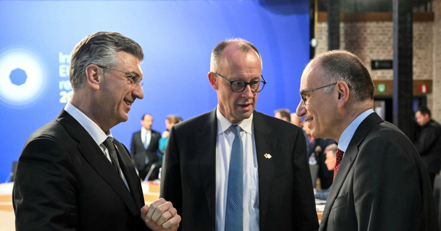 ＥＵ首脳、競争力強化加速で合意　米中優位に危機感共有 | ロイター