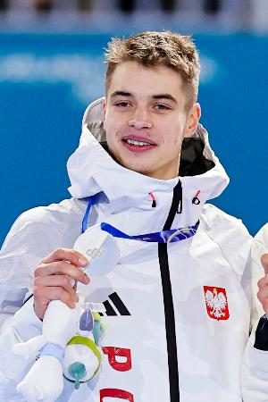 ロシアから国籍変更、つかんだ銀　ポーランド代表、侵攻不支持