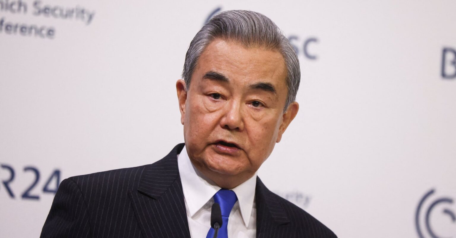 米中「デカップリング論」に警鐘、中国外相がミュンヘン会議で演説 | ロイター 米中「デカップリング論」に警鐘、中国外相がミュンヘン会議で演説 | ロイター