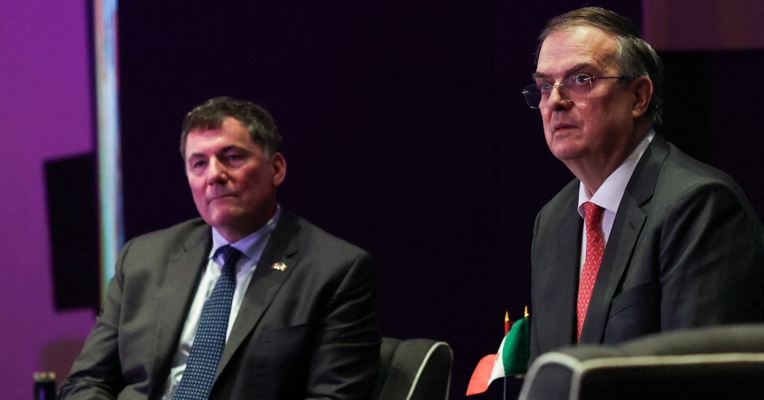 メキシコとカナダ、鉱物資源・インフラ巡り共同行動計画策定へ | ロイター メキシコとカナダ、鉱物資源・インフラ巡り共同行動計画策定へ | ロイター