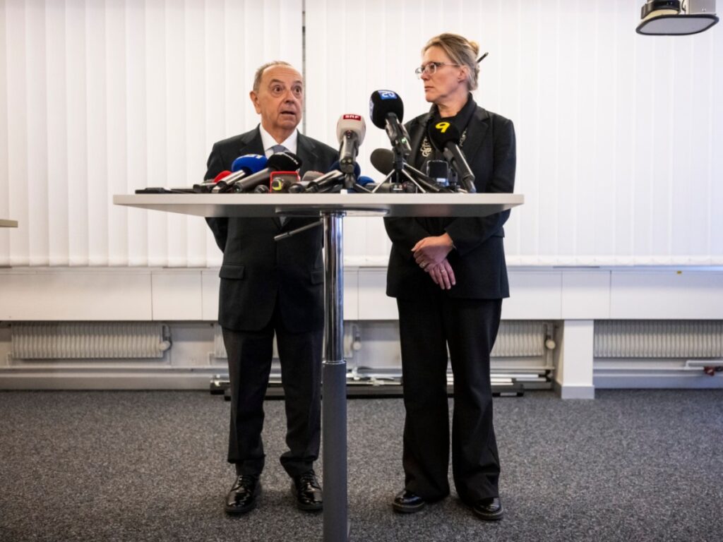 スイスのバー火災、スイスとイタリアの捜査当局が協力 – SWI swissinfo.ch スイスのバー火災、スイスとイタリアの捜査当局が協力 - SWI swissinfo.ch