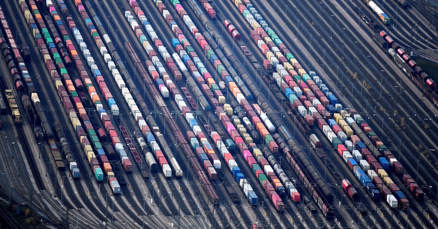 ＥＵ、米に貿易協定順守を要求　欧州議会は採決延期も | ロイター