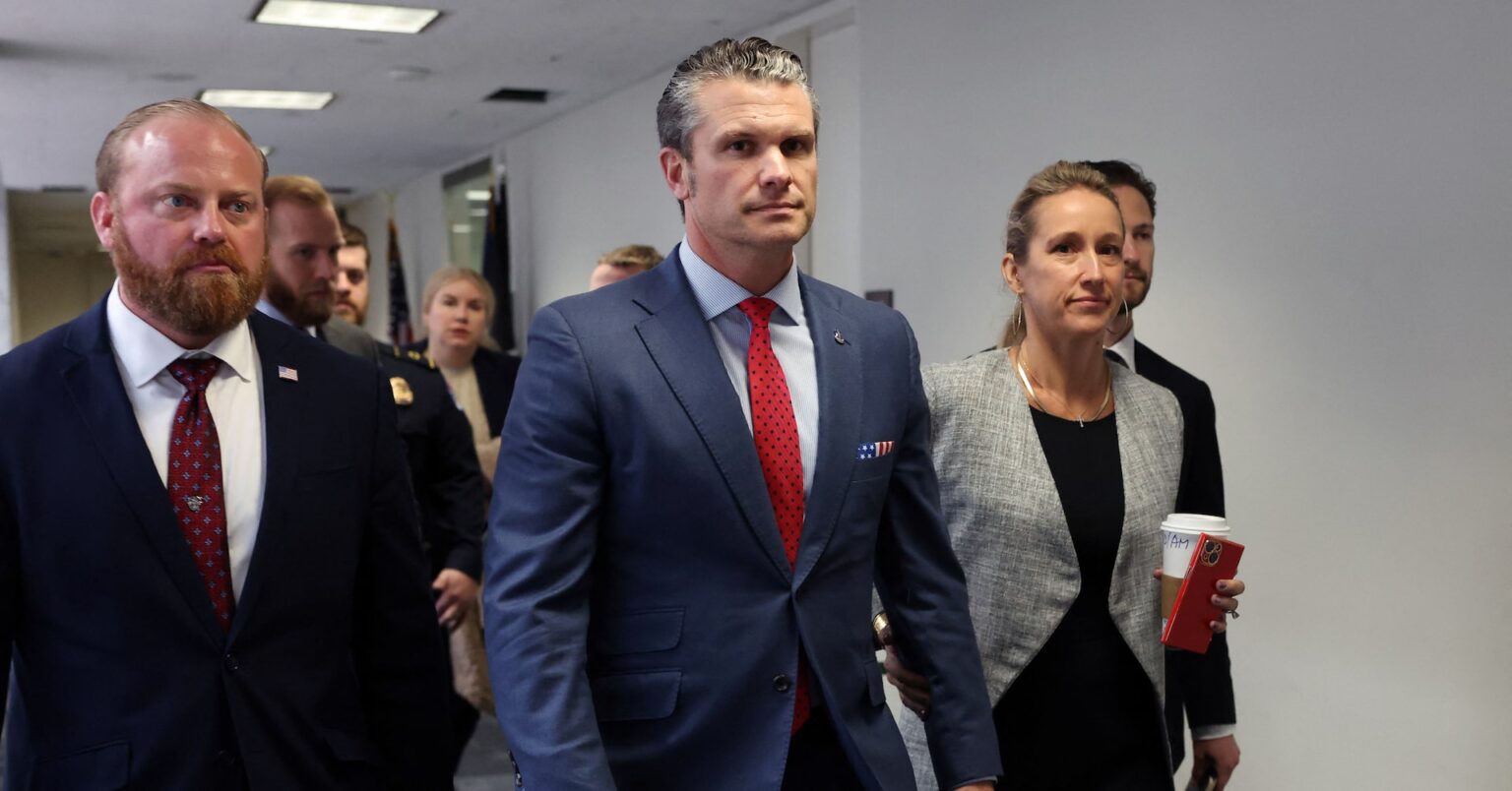 米国防長官、アンソロピックＣＥＯ呼び出しへ　ＡＩの軍事利用巡り協議か＝報道 | ロイター