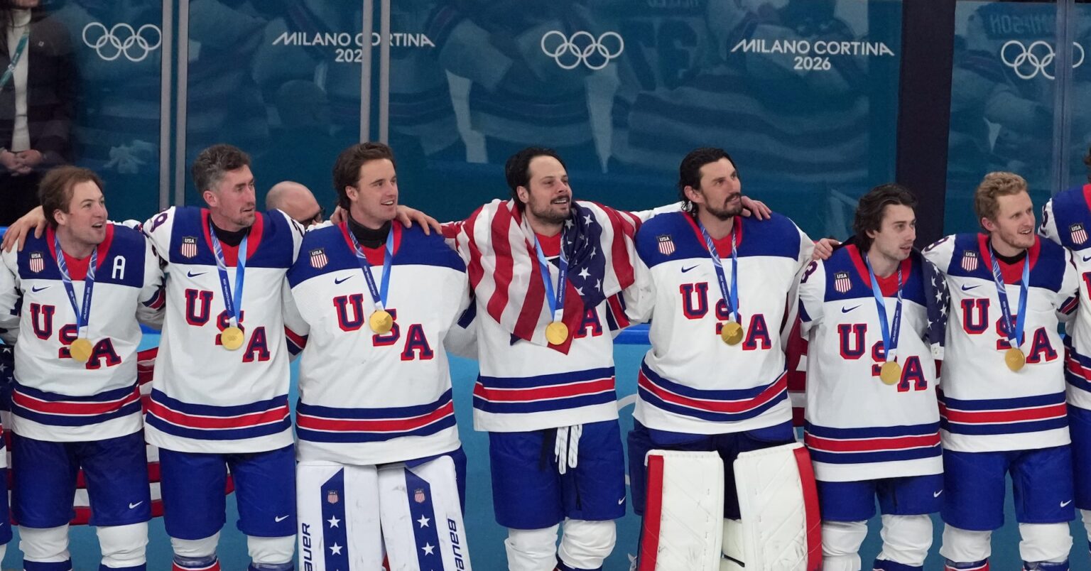五輪＝アイスホッケー男子、米国がカナダ下し1980年以来の金 | ロイター