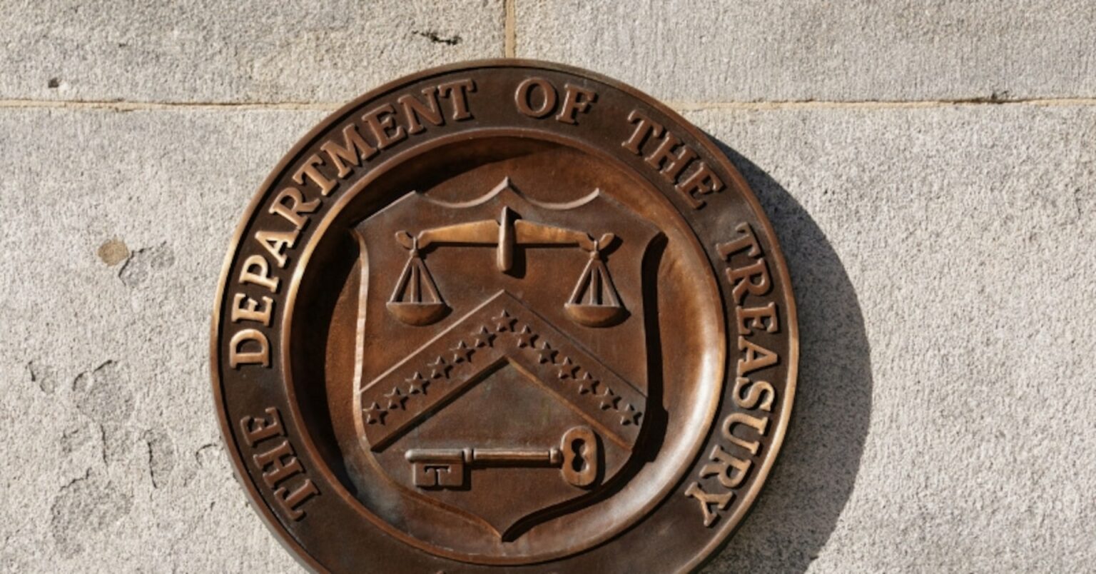 米、ロシアとＵＡＥの個人・団体にサイバー関連の制裁発動 | ロイター