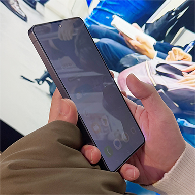 画像ギャラリー No.006のサムネイル画像 / Snapdragon 8 Elite Gen 5採用の新型スマホ「Galaxy S26」シリーズが登場。プラスモデルが復活して3モデル展開に