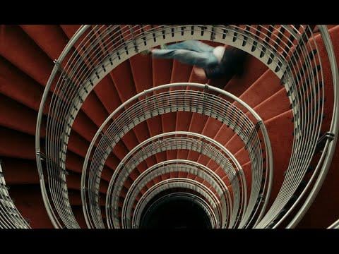 アイスランド史上最も話題になったミュージック ビデオは?