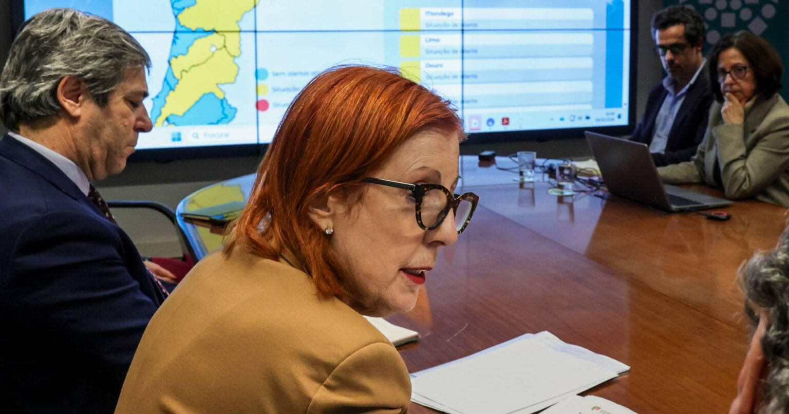 大臣、知らないうちに再生可能エネルギー団体に任命された看護師の解任命令「絶対に同意できなかった」