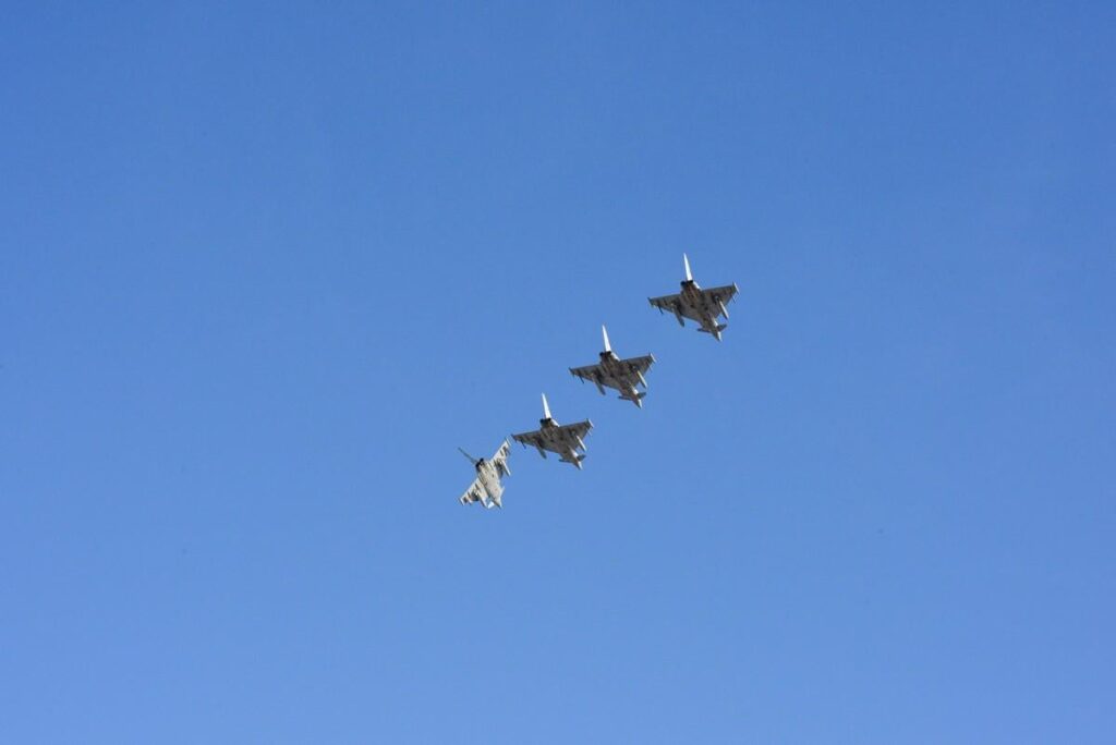 中東上空で防衛行動中のイギリス軍戦闘機
