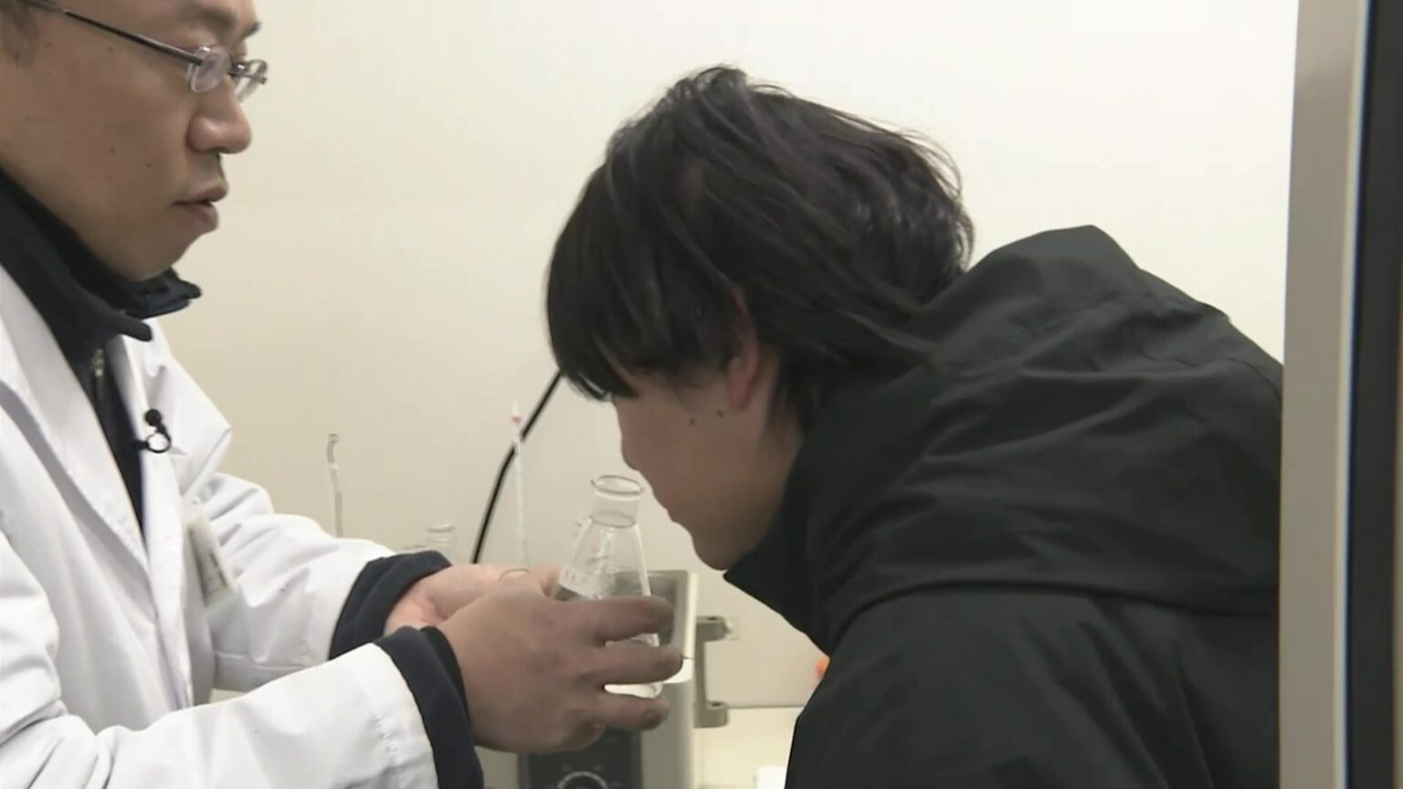 「カビ臭い、飲みたくない」水道水巡り苦情殺到 原因は“30年に一度”の記録的少雨「植物プランクトンが川底に発生…カビ臭物質を放出」（FNNプライムオンライン） - Yahoo!ニュース