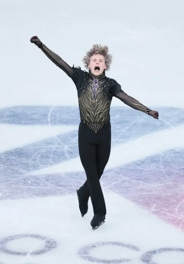 【フィギュア】米国　団体で史上初の連覇　日本は銀　「4回転の神」、アイスダンス世界王者がけん引 - スポニチ Sponichi Annex スポーツ