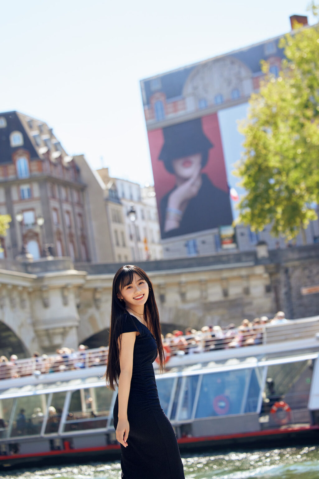 川﨑桜、初写真集はフランス2都市ロケ ニースで水着撮影にも挑戦（リアルサウンド） - Yahoo!ニュース