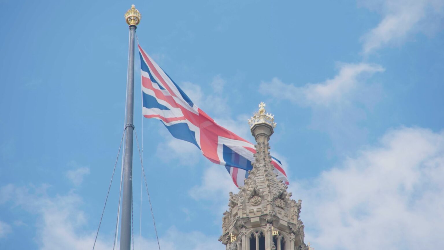 英政府　香港市民受け入れ「特別ビザ制度」拡充へ　香港市民の自由や権利を守るための措置（TBS NEWS DIG Powered by JNN）