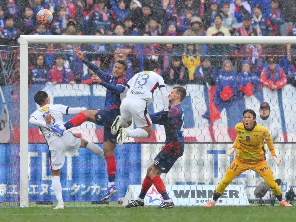 欧州サッカーはどうして寒い冬を含む秋春シーズン制なのか　Ｊリーグは寒波や降雪の影響を受けるが... | サッカー | スポーツブル (スポブル)